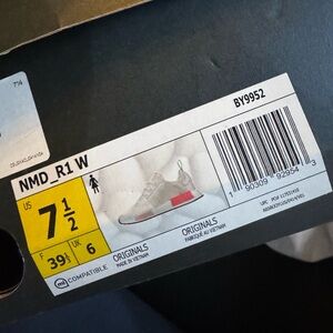 Adidas NMD_R1 Women's Sneakers - White and Pink